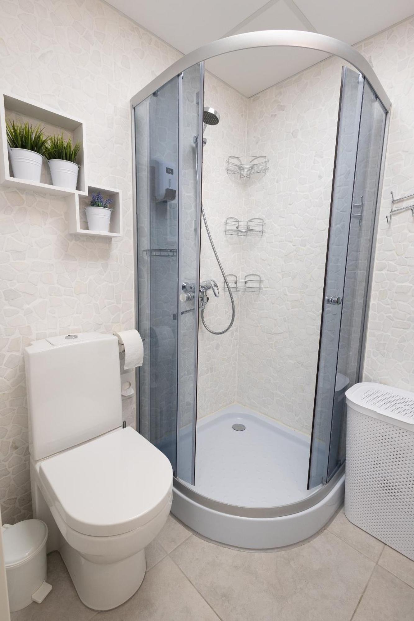 Stella'S Apartment - City Center - Free Secure Parking - Big Sun Terrace - Air Conditioning - Wifi - Tram To The Tallinn Bus Station And Old Town Exterior foto